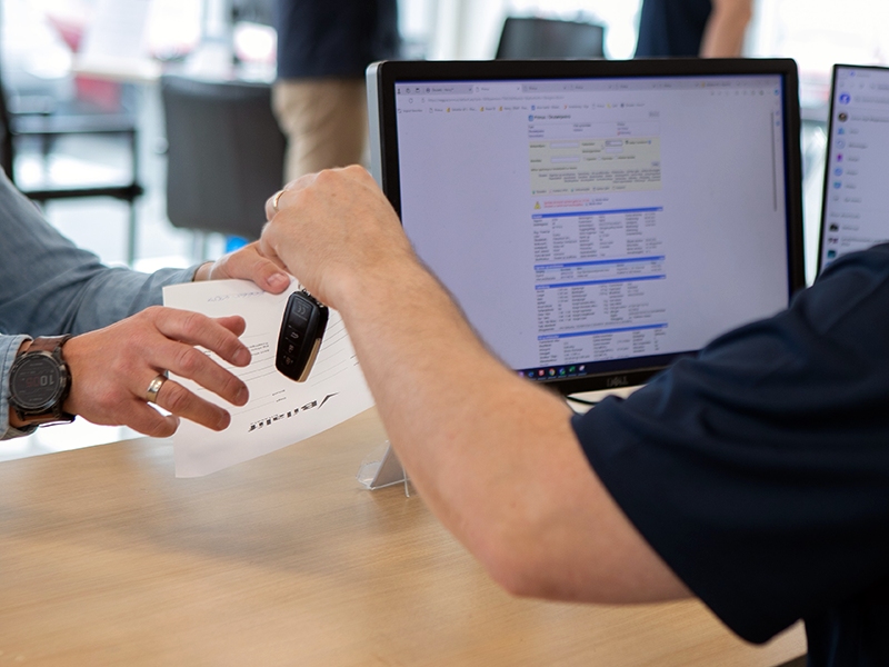 Bílalíf bílasala Kletthálsi Reykjavík